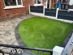 preston block paved front garden artificial grass 13