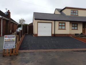 remove block paved driveway for tarmac 02