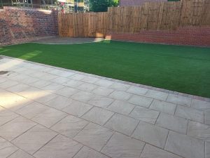 preston new patio artificial grass 01