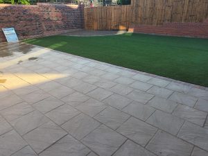 preston new patio artificial grass 02
