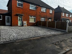 block paved driveway new fence blackpool 02