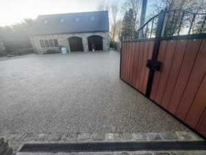 large-resin-driveway-completed-in-wigan-greatr-manchester-13