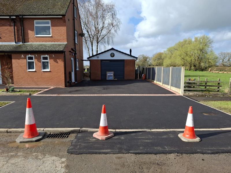 tarmac-driveway-in-blackpool-1